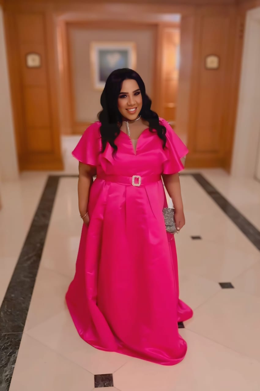 الفنانة شيماء سيف بعد ما خست ٥٠ كيلو من وزنها بعد عملية التكميم
